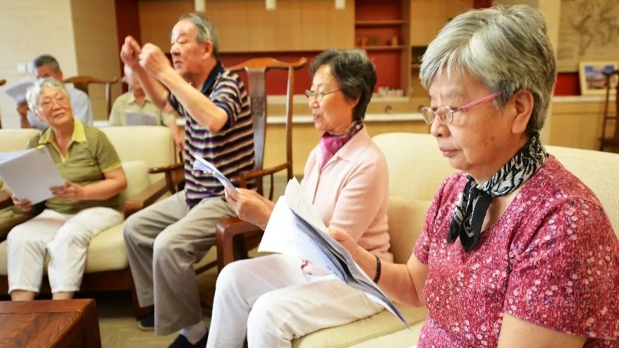 养老院虽好，但家庭照护床位更不赖，新型养老模式，多重选择